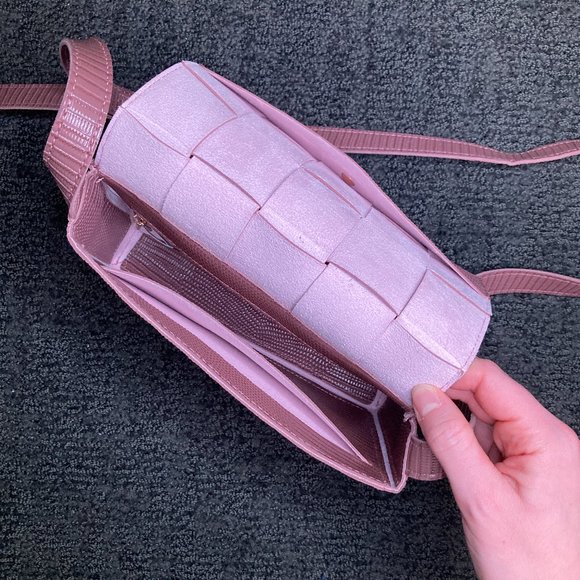 Woven Crossbody Bag - Picture 5 of 11